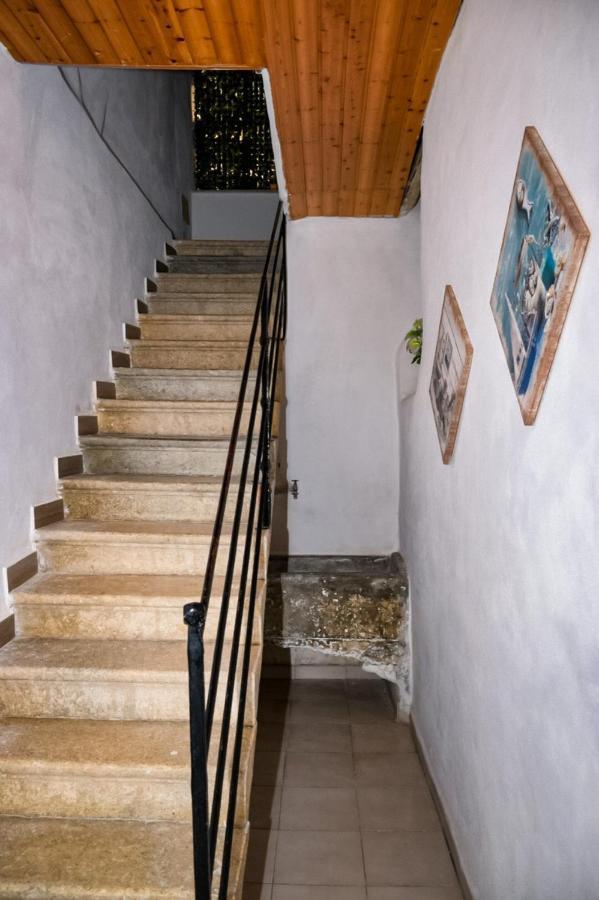 La Casa Dei Fiori Apartment Trapani Exterior photo